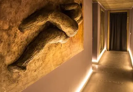 Mandalay & Casa di campagna Senigallia