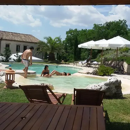 Casa di campagna Mandalay & *