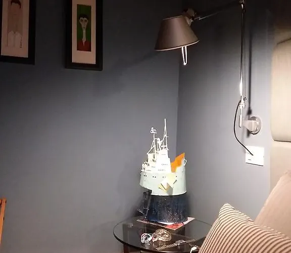 Hétvégi ház Mandalay & Senigallia