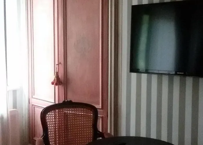 Hétvégi ház Mandalay & *