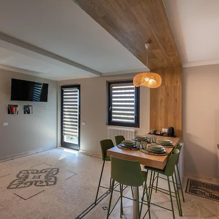 Літній будинок Mandalay & Сенігаллія