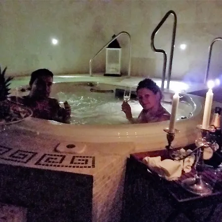 Mandalay & Venkovský dům Senigallia