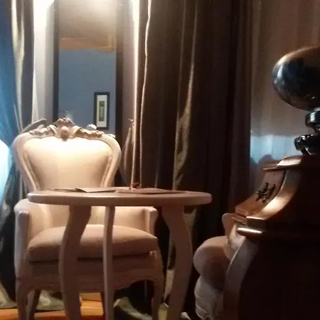 Mandalay & * Сенігаллія