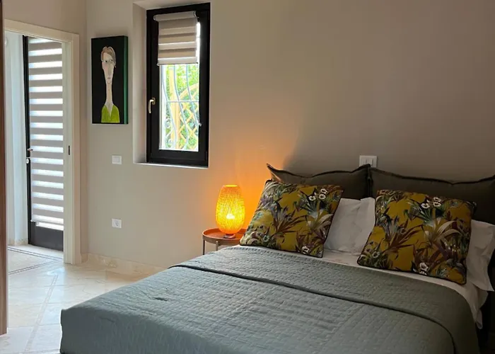 Venkovský dům Mandalay & *